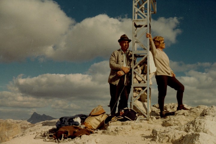 Emmy und Hans am Berg WEB