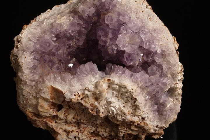 Amethyst gross WEB
